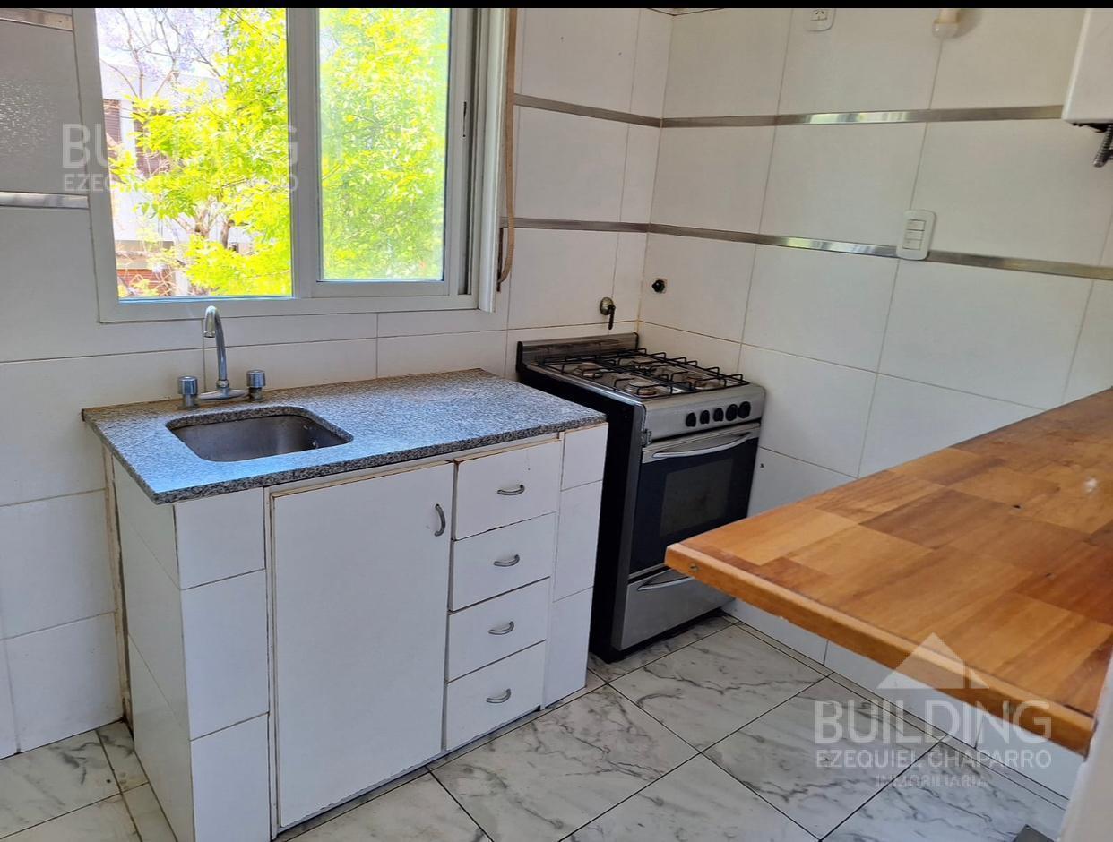 PH en venta planta alta - tres dormitorios- un baño-sin expensas -zona norte