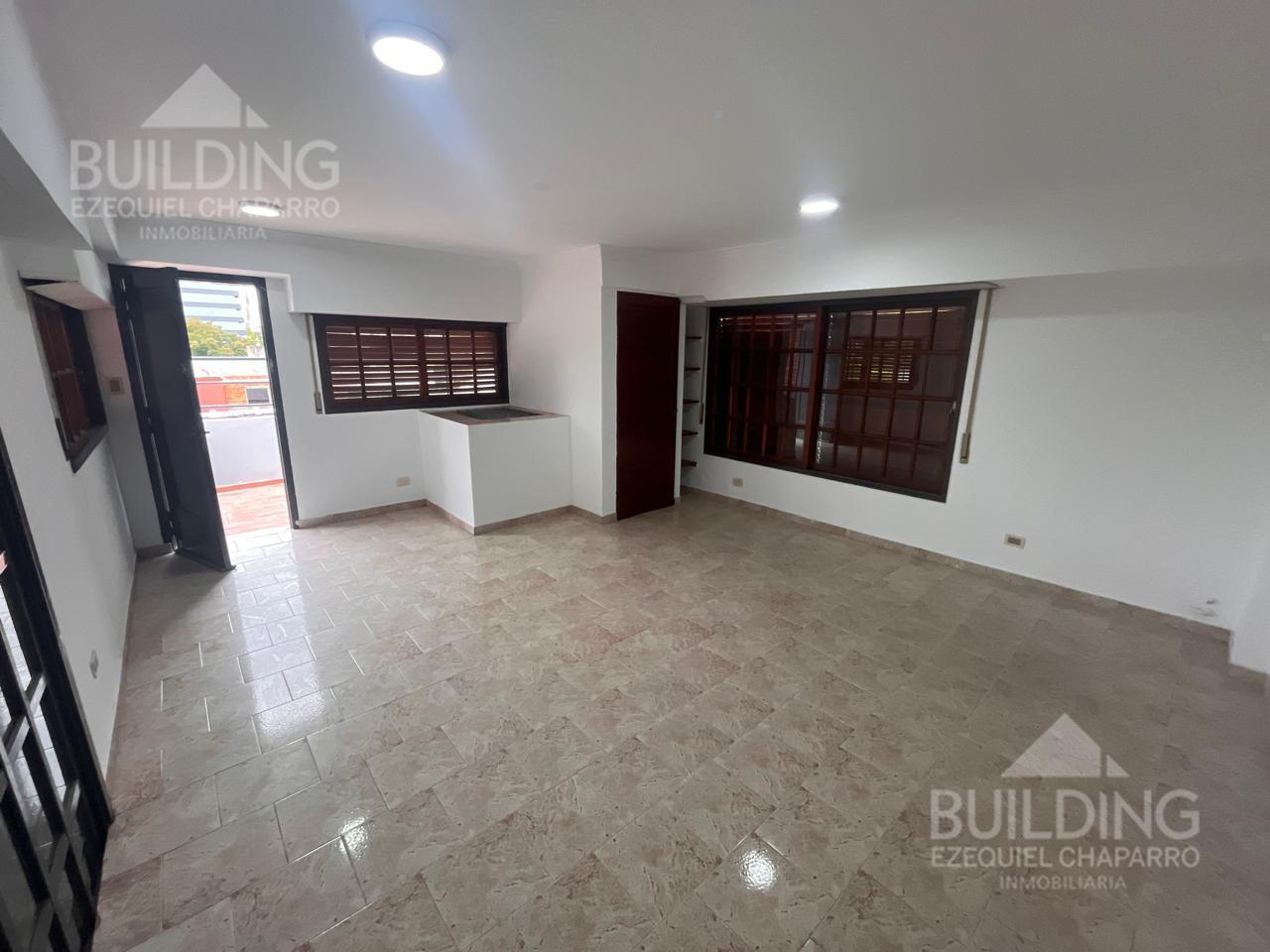Casa en venta 4 dormitorios cochera Parque San Martin, La Plata