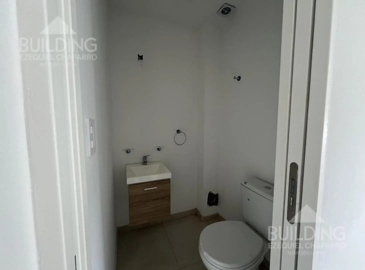 Local en Alquiler 56m2 - City Bell 3