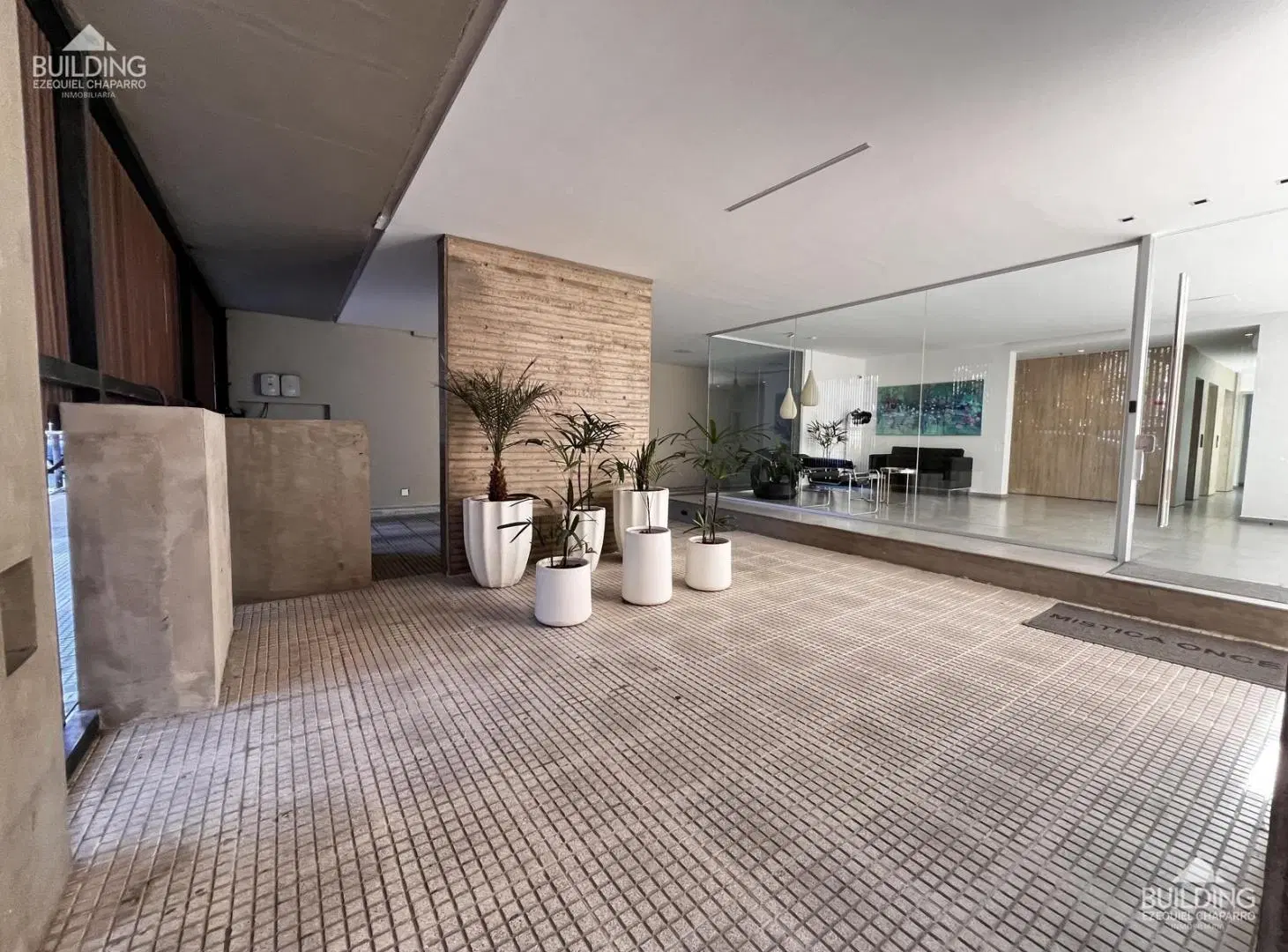 monoambiente de categoria con pileta en venta en La Plata 2