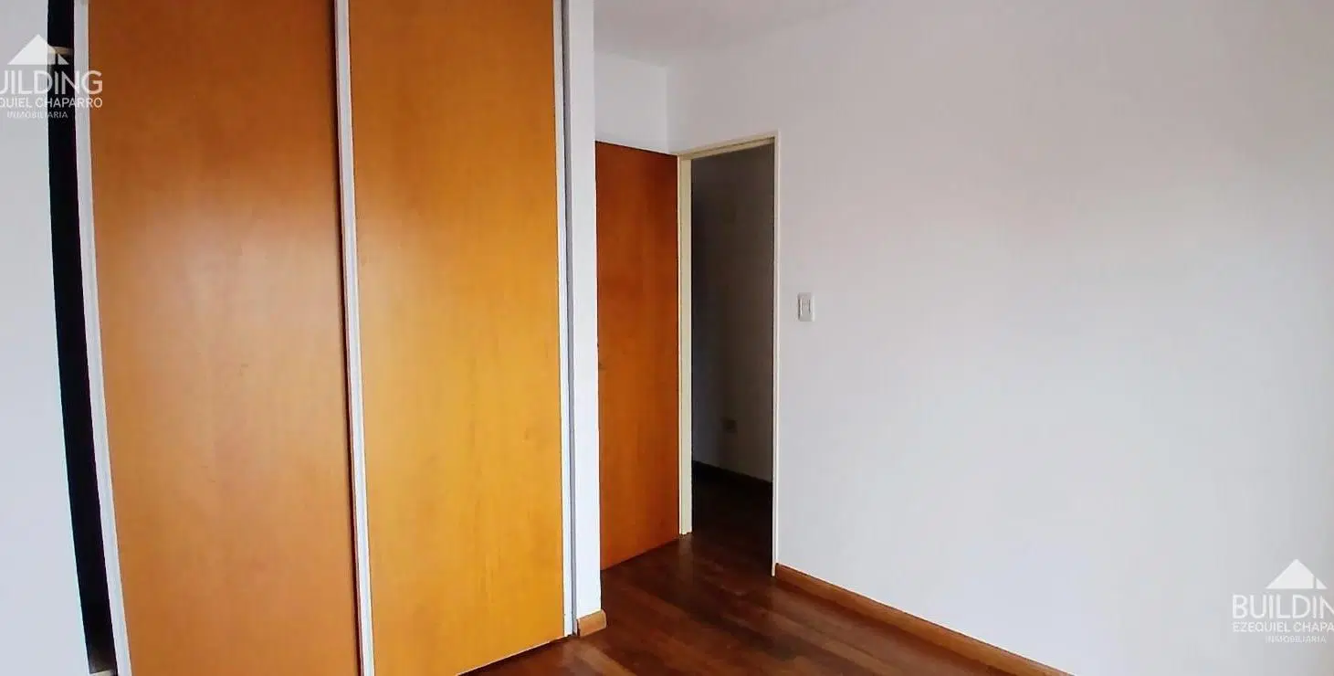 Departamento en alquiler - 2 dormitorios - Cochera - La Plata 3