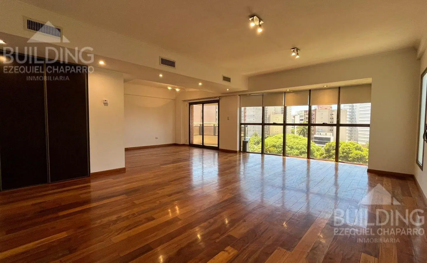Departamento Piso categoria en Alquiler - La Plata - tres dormitorios cochera 4