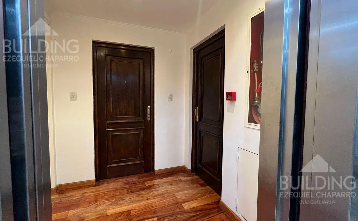 Departamento Piso categoria en Alquiler - La Plata - tres dormitorios cochera 2