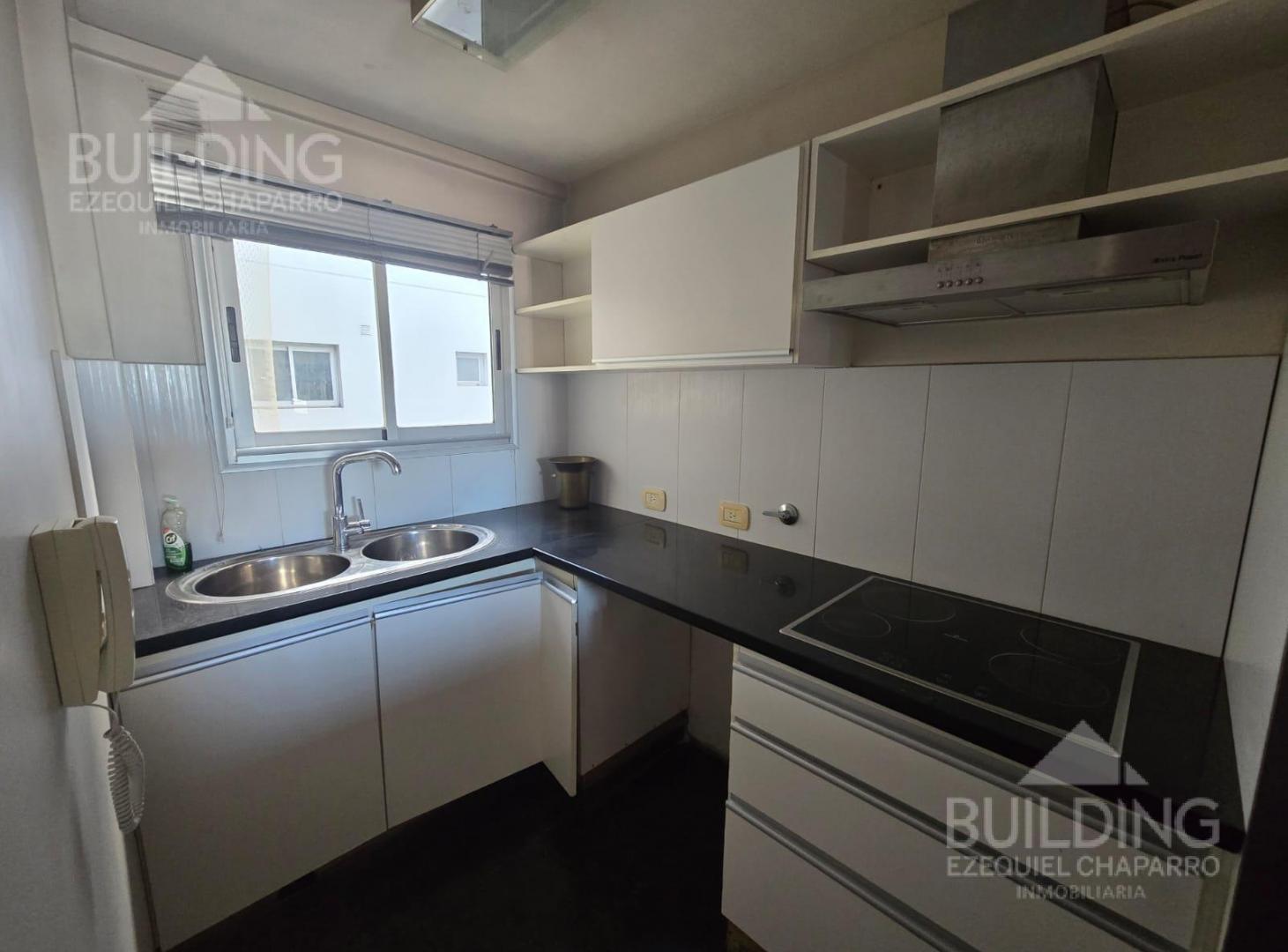 Foto de Departamento 2 dormitorios con terraza privada y cochera, imagen 5