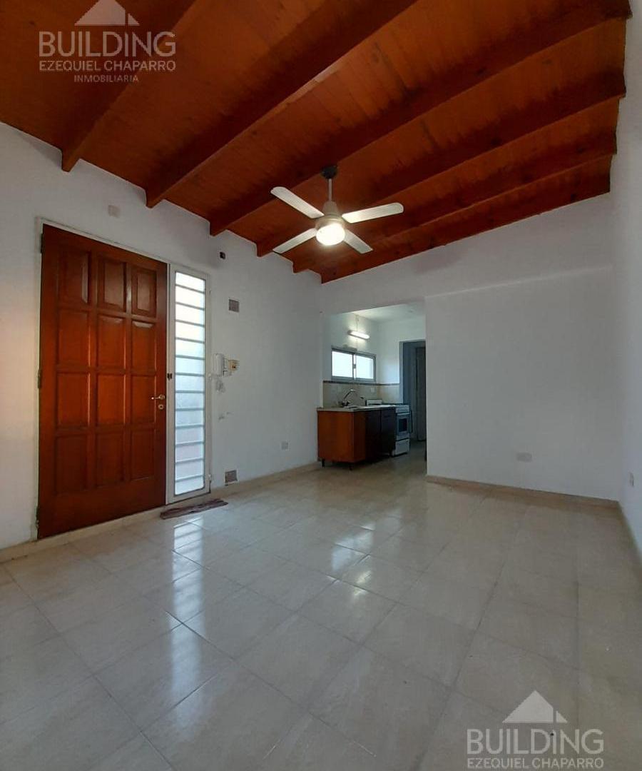 Foto de Departamento en Alquiler un dormitorio y medio La Plata, imagen 1