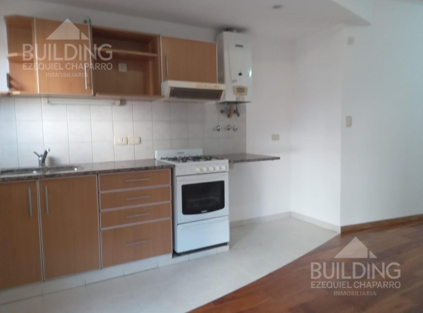 Foto de Departamento en alquiler - 1 dormitorio - en La Plata, imagen 3