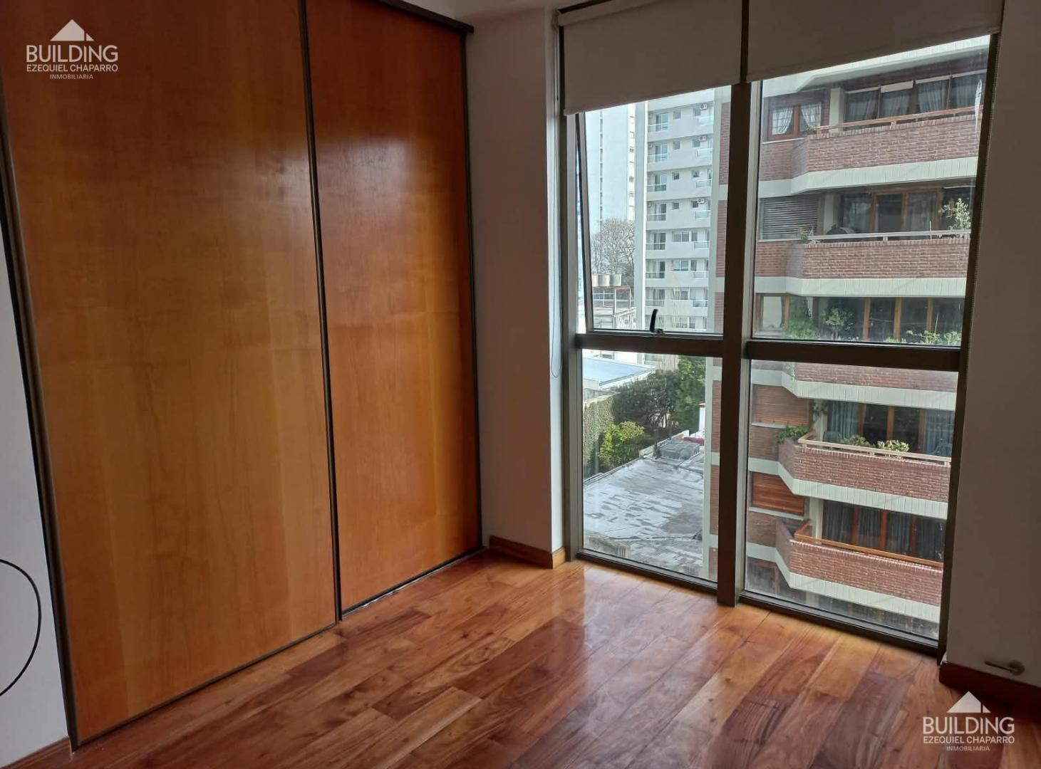 Foto de Departamento en alquiler en La Plata, imagen 2