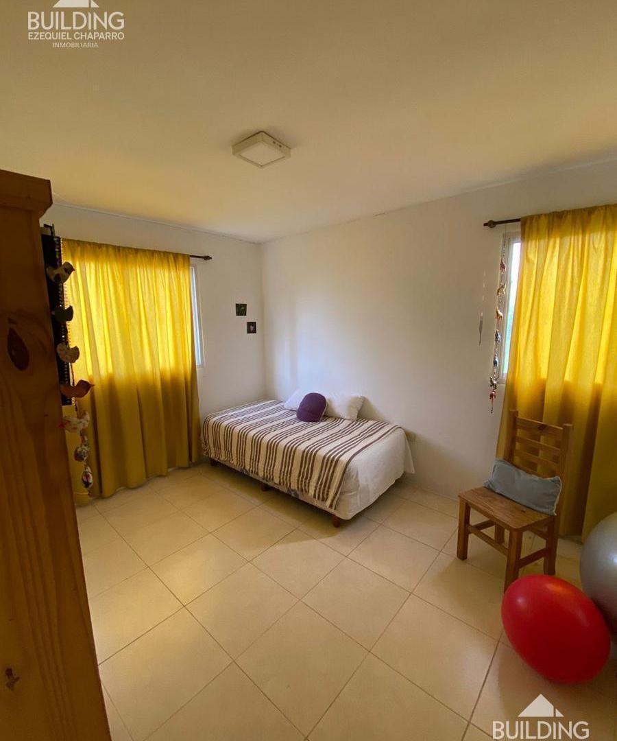 Foto de Casa en alquiler - 3 dormitorios - cochera - parque -Villa Parque, imagen 3