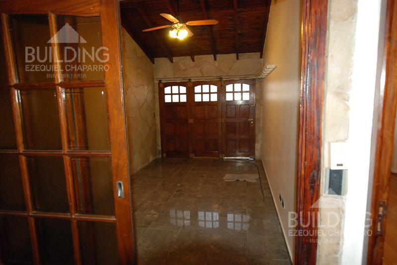 Foto de Casa -venta-La Plata-patio-cochera-quincho, imagen 2