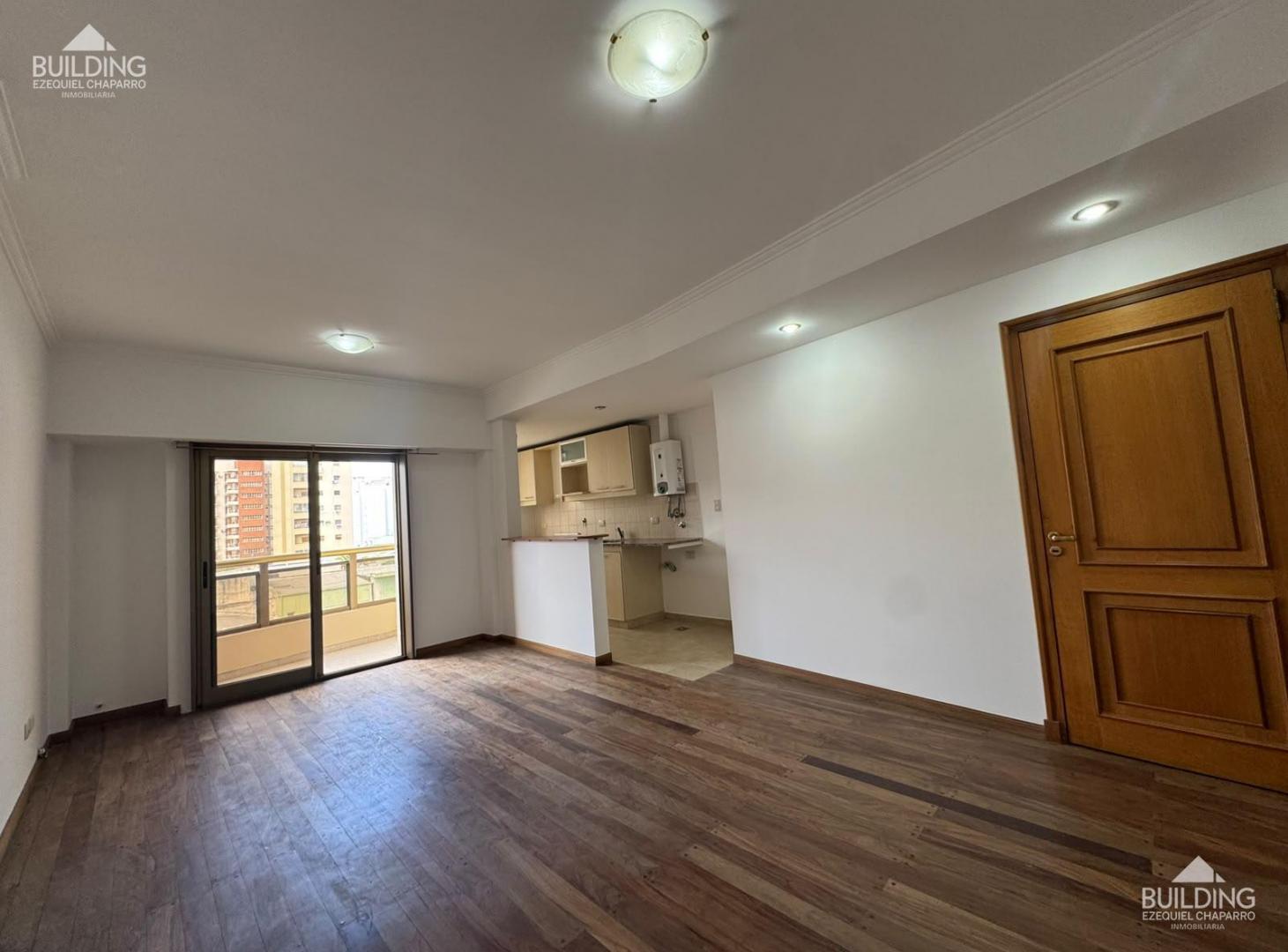 Foto de Departamento en venta dos dormitorios- al frente -balcón-la plata, imagen 5