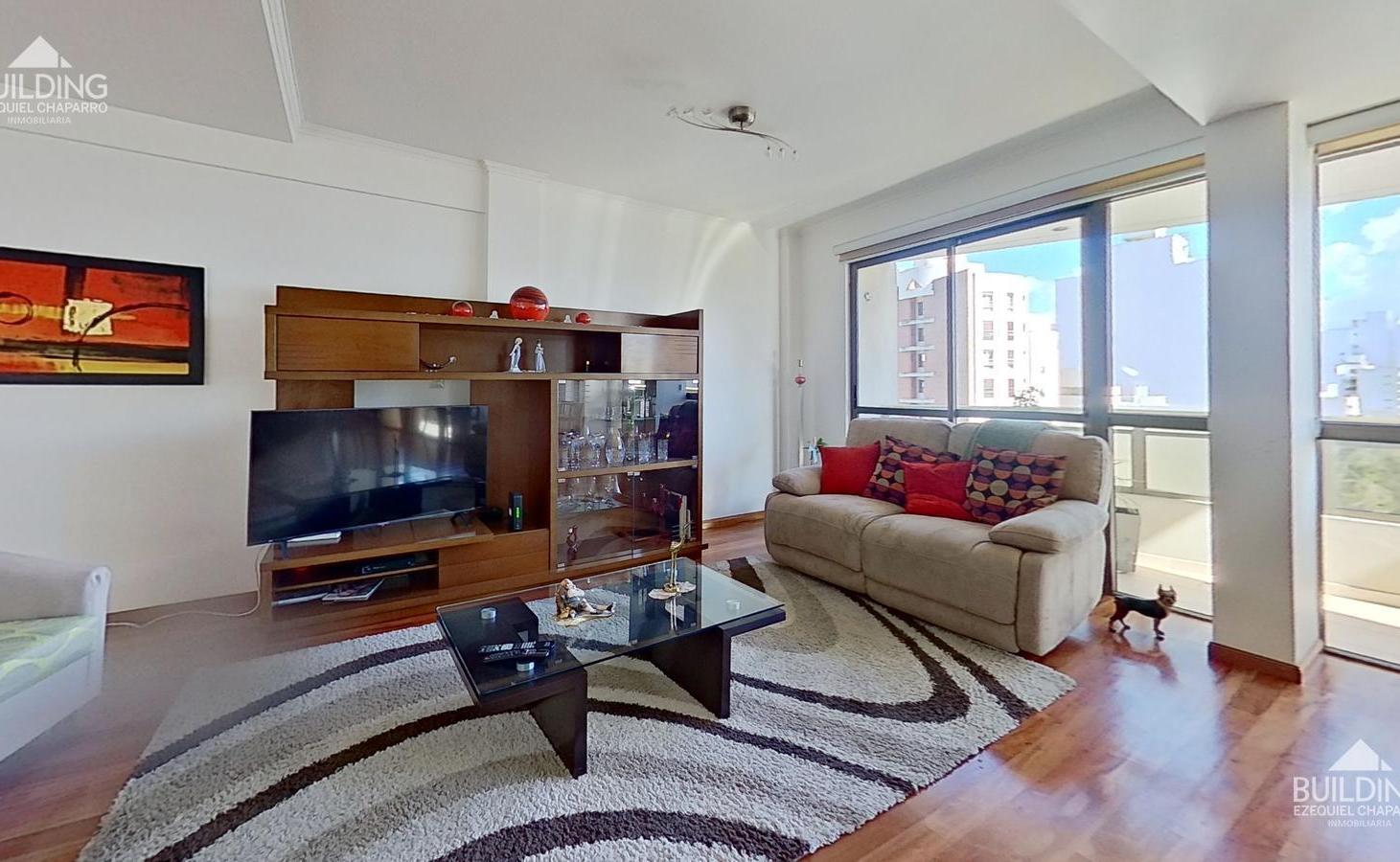 Foto de Departamento en venta - 149m2 - balcon-3 dormitorios- cochera, imagen 3