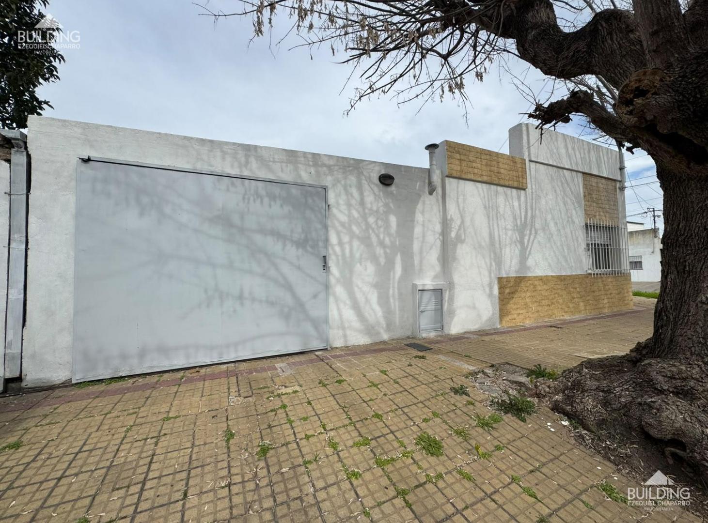 Foto de Casa en venta -tres dormitorios -patio-cochera-quincho-la plata-los, imagen 3