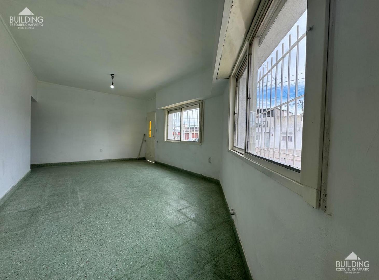 Foto de Casa en venta -tres dormitorios -patio-cochera-quincho-la plata-los, imagen 5