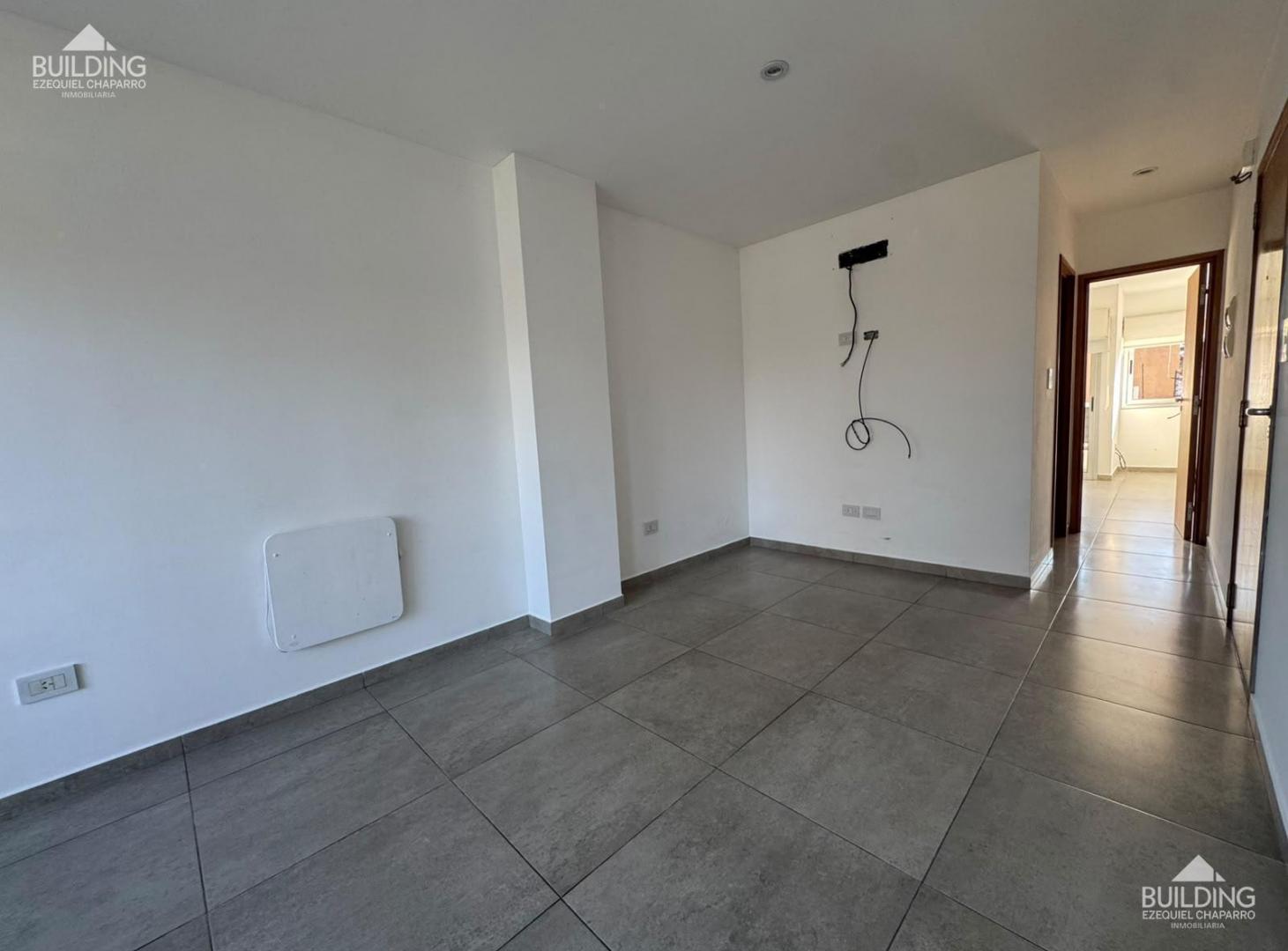 Foto de DEPARTAMENTO 1 DORMITORIO EN VENTA -LA PLATA- BALCON-PLAZA AZCUENAGA, imagen 5