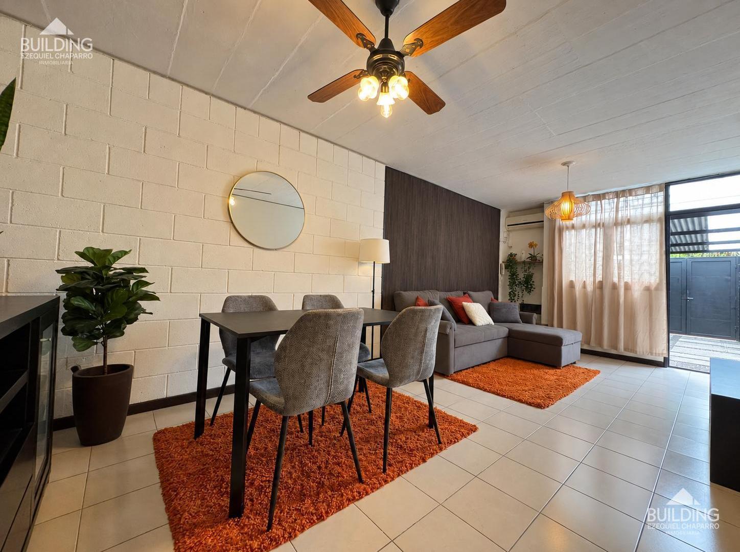 Foto de DUPLEX EN VENTA -TRES DORMITORIOS-ESCRITORIO-PATIO-COCHERA, imagen 3
