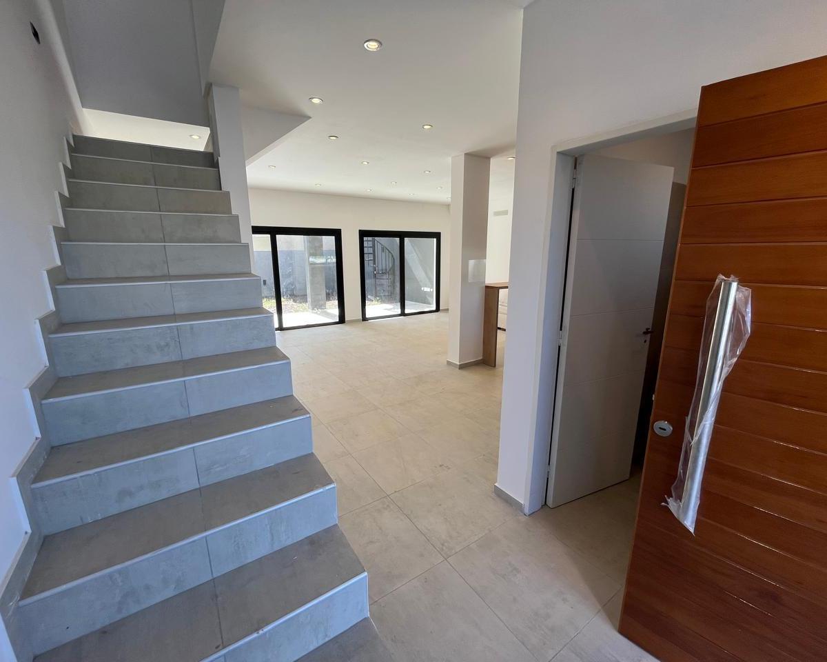 Hermoso Dúplex con Terraza en Venta 5
