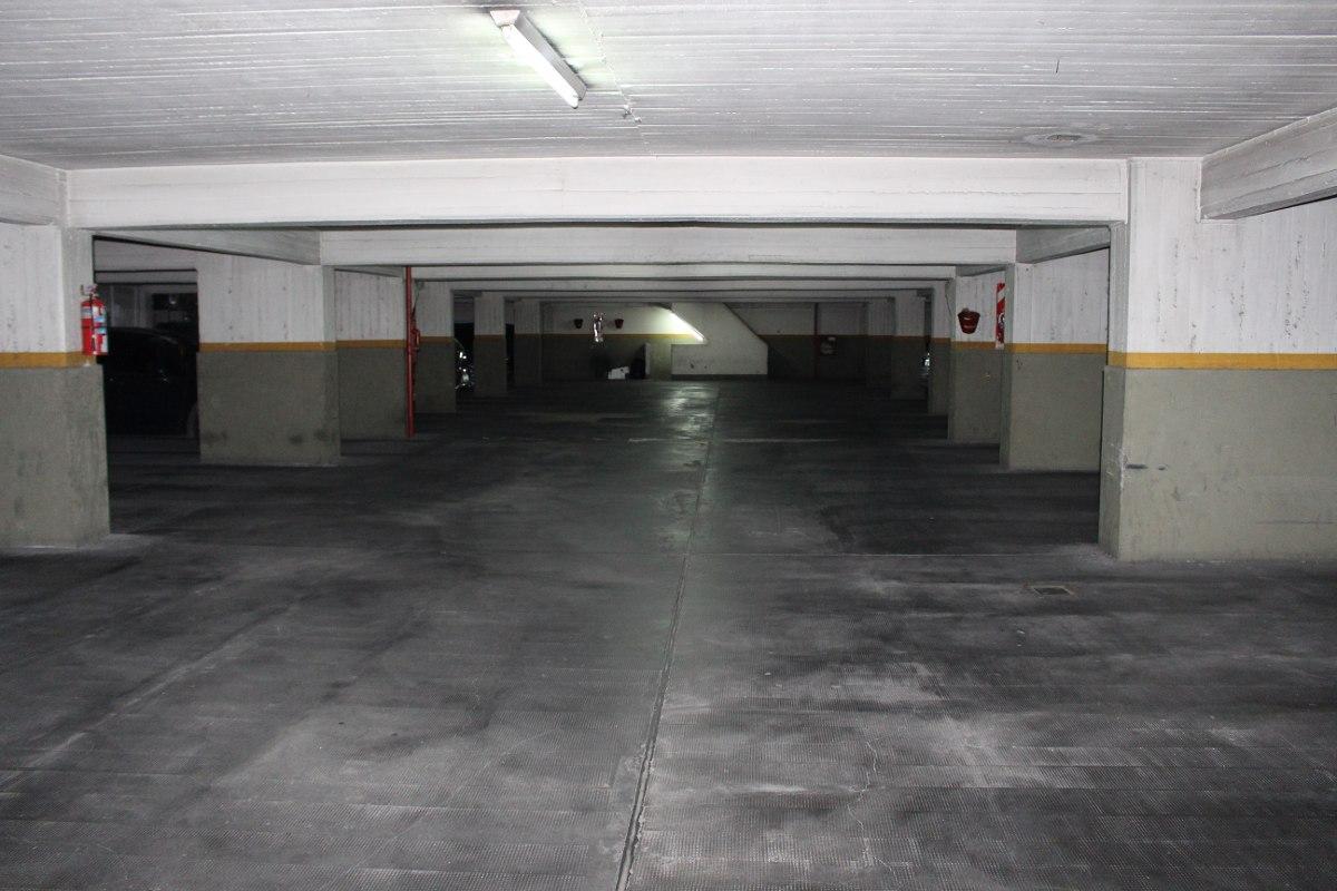 Cochera por rampa Entrepiso Almagro Zona Comercial Subte Medrano Línea B