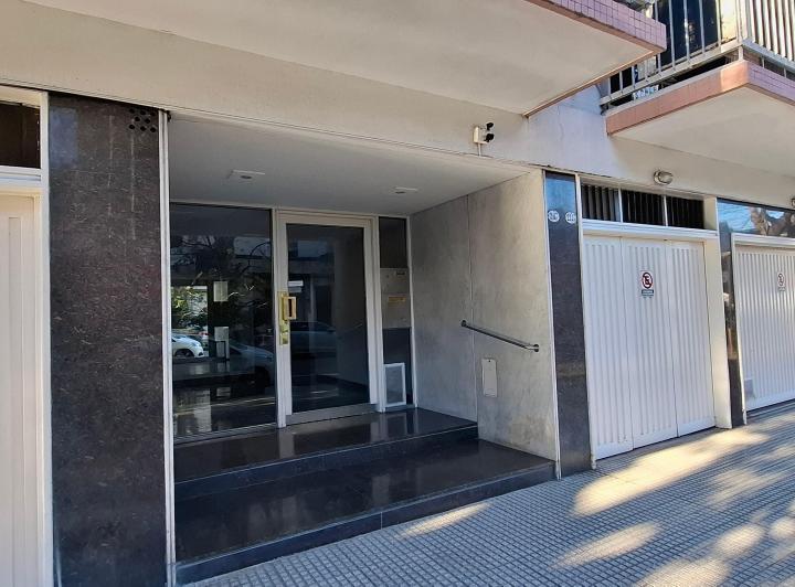 Altolaguirre y Mendoza Al frente 4 amb con dependencia balcon Apto credito  1