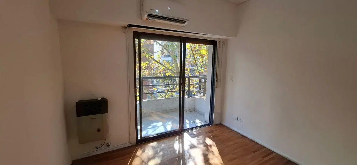 2 ambientes balcon frente Cocina aparte lavadero 42 m2 Muy luminoso Bonifacio esq Thorne Caballito 5