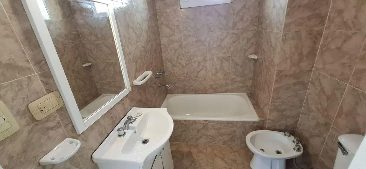 Monoambiente dividido hoy 2 amb balcon Cocina incorp Lavadero 34 M2 Muy Luminoso, Thames y Padilla 4