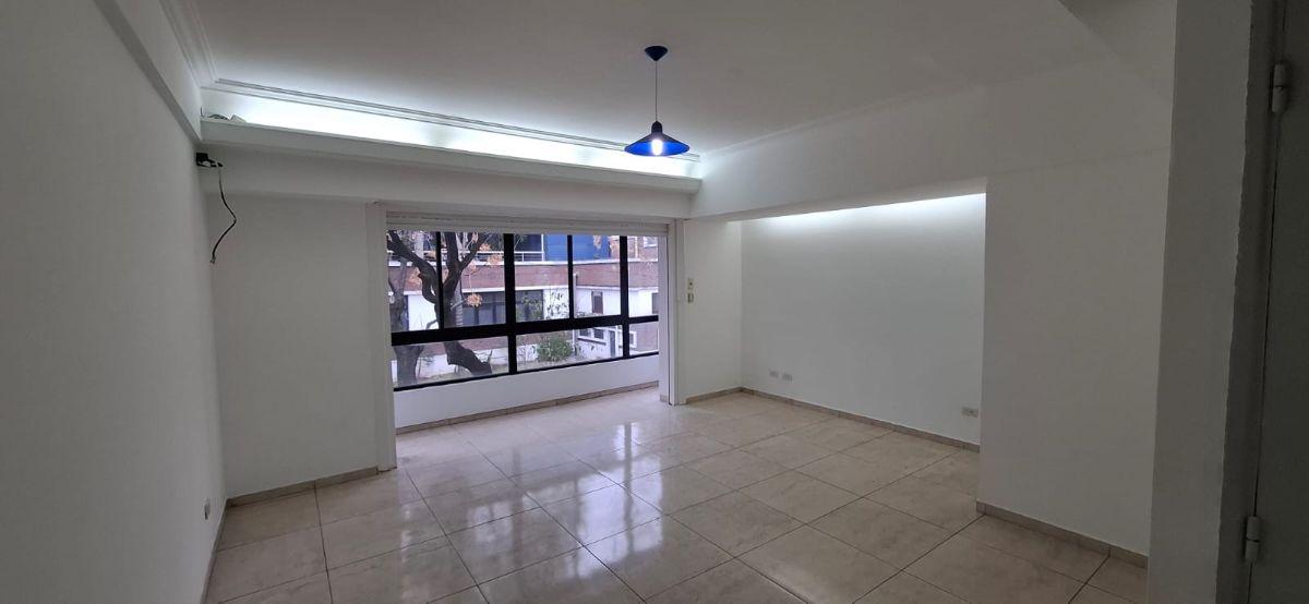 Foto de PH 5 ambientes quincho parrilla sin expensas. Terraza. 185 m2. Entrada, imagen 3
