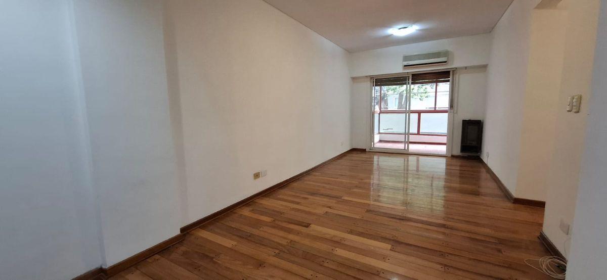 Foto de Semipiso frente 3 ambientes cochera baño toilette Balcon aterrazado, imagen 1