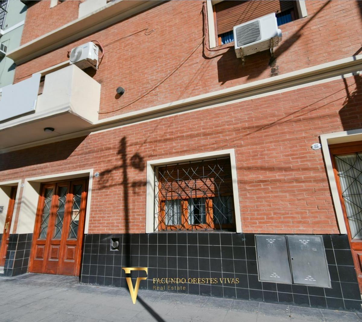 Casa Multifamiliar de 6 Ambientes - Liniers - Jardín - Cochera - Quincho - Terraza 5