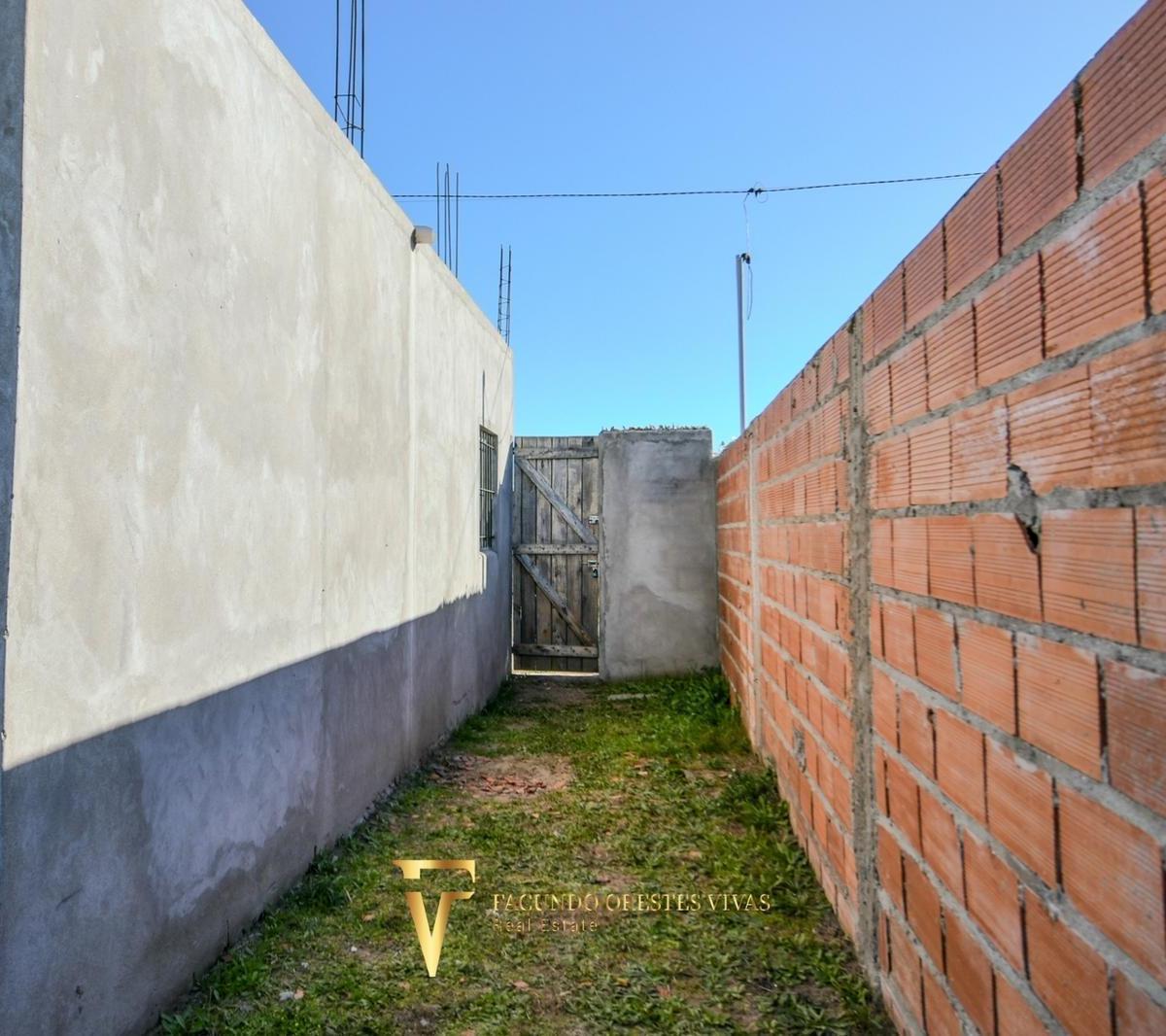 Casa 3 Ambientes en Mar de Ajó con Cochera - Amplio Terreno - Salida También a Dolores 3