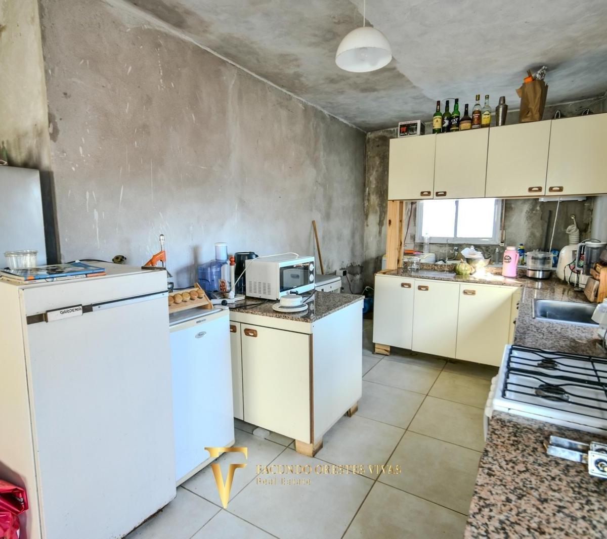 Casa 3 Ambientes en Mar de Ajó con Cochera - Amplio Terreno - Salida También a Dolores 5