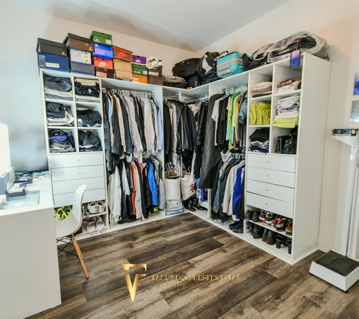 Foto de VENTA-CASA-TRES AMBIENTES-APTO CREDITO-PARQUE AVELLANEDA, imagen 2
