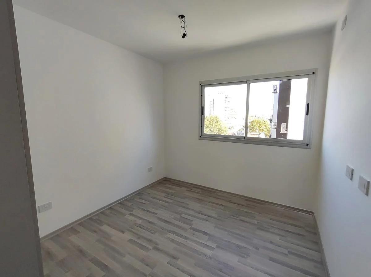 Venta - Liniers - Departamento - Tres Ambientes - a Estrenar 3