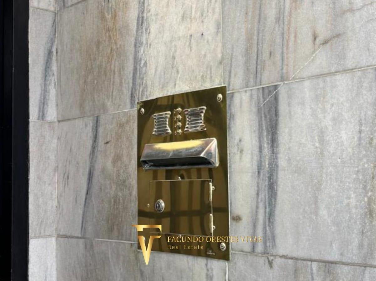 PH EN VENTA - 3 AMBIENTES CON PATIO - CIUDADELA -