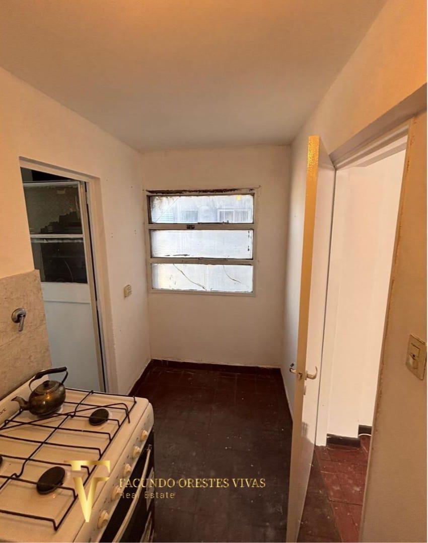 Departamento 6 Ambientes - Balcón - Apto Crédito - Caba 2