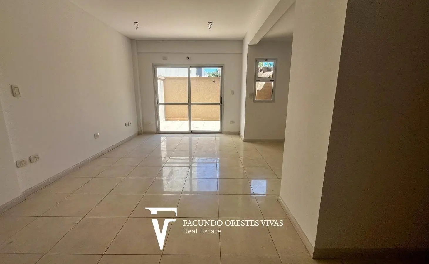VENTA - MONOAMBIENTE - PATIO - PARILLA - SUM - VILLA LURO 4
