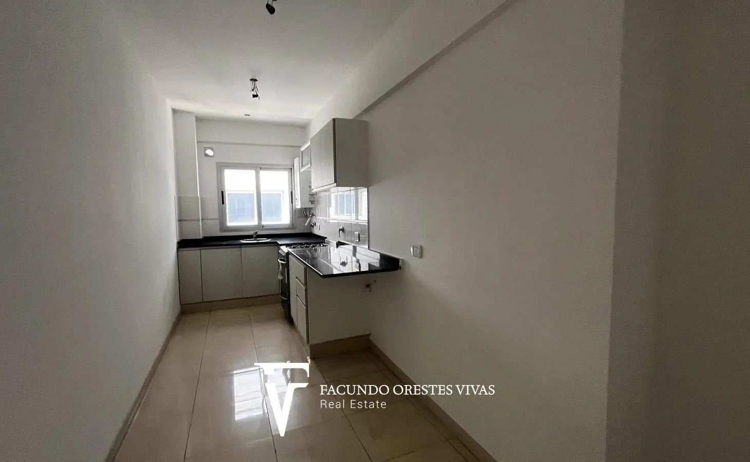 VENTA-DEPARTAMENTO- TRES AMBIENTES- PATIO-PARRILLA-SUM-VILLA LURO 2