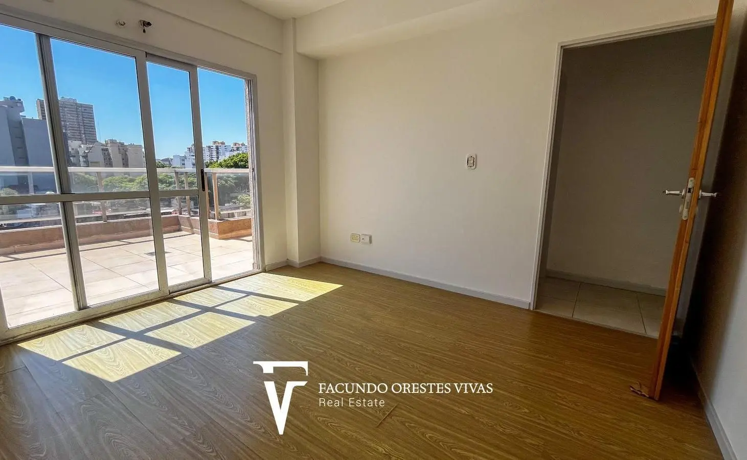 VENTGA-DEPARTAMENTO-DOS AMBIENTES-BALCON ATERRAZADO-PARRILLA-SUM-VILLA LURO 3