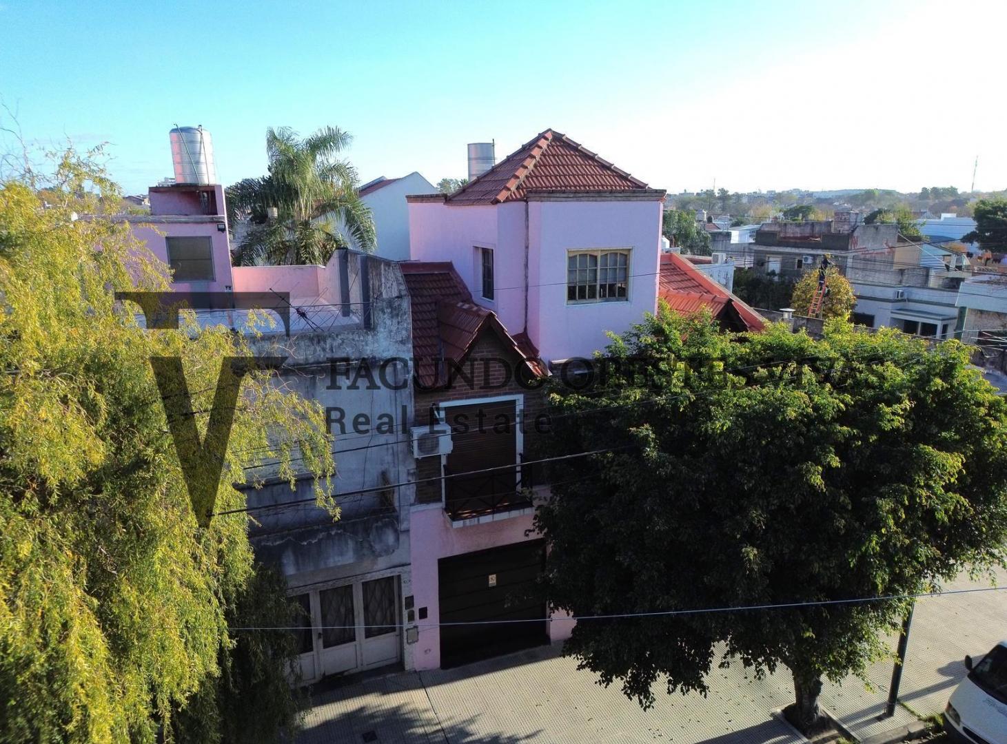 Venta Casa 6 ambientes Villa Lugano Parrilla Jardin