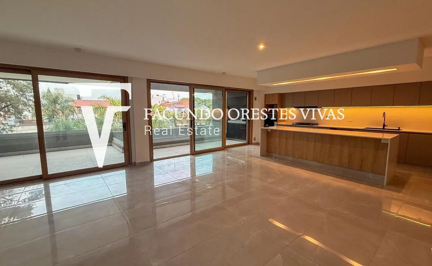 VENTA-CUATRO AMBIENTES-CATEGORIA-EXCLUSIVO-BALCON ATERRAZADO-COCHERA-BARRIO NAON- 5