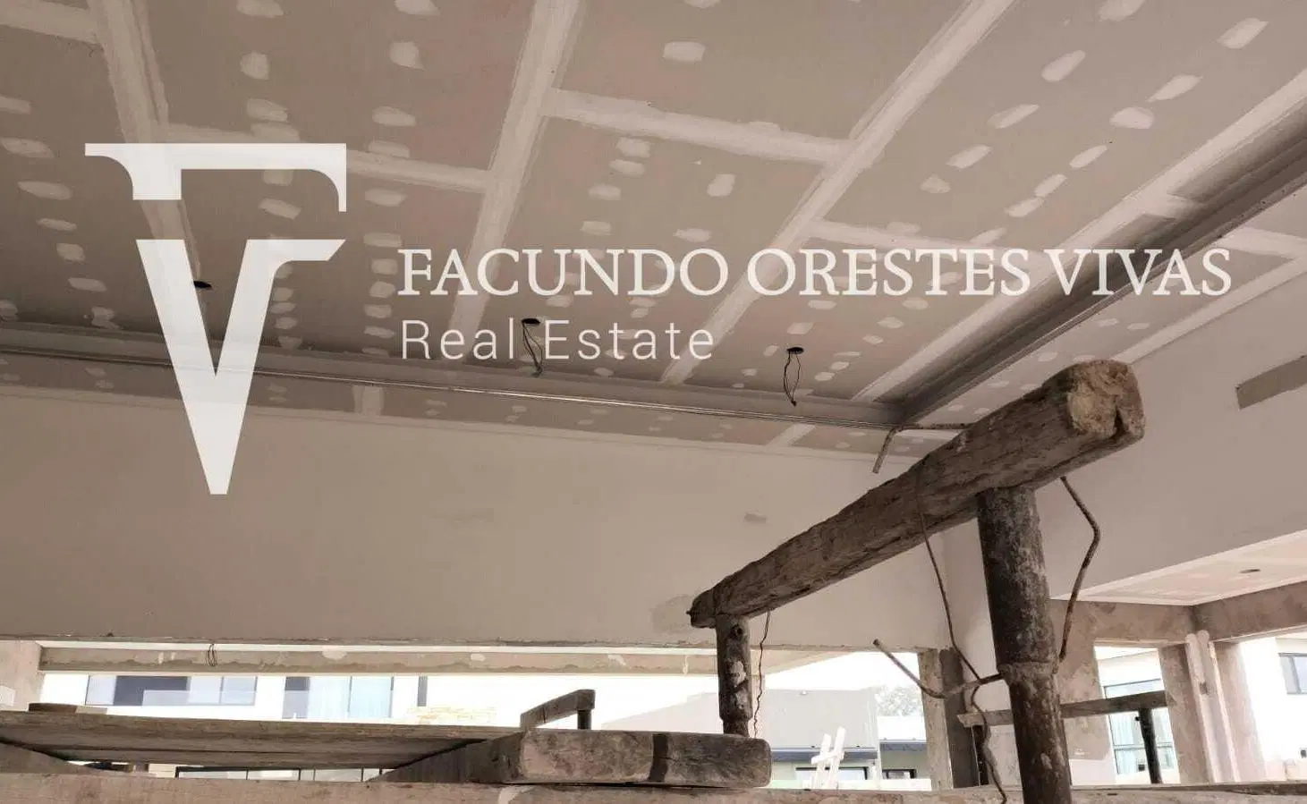 VENTA-CASA- CUATRO AMBIENTES-A ESTRENAR-PERMUTA-FINANCIACION-PISCINA-CANNING CHICO- 6