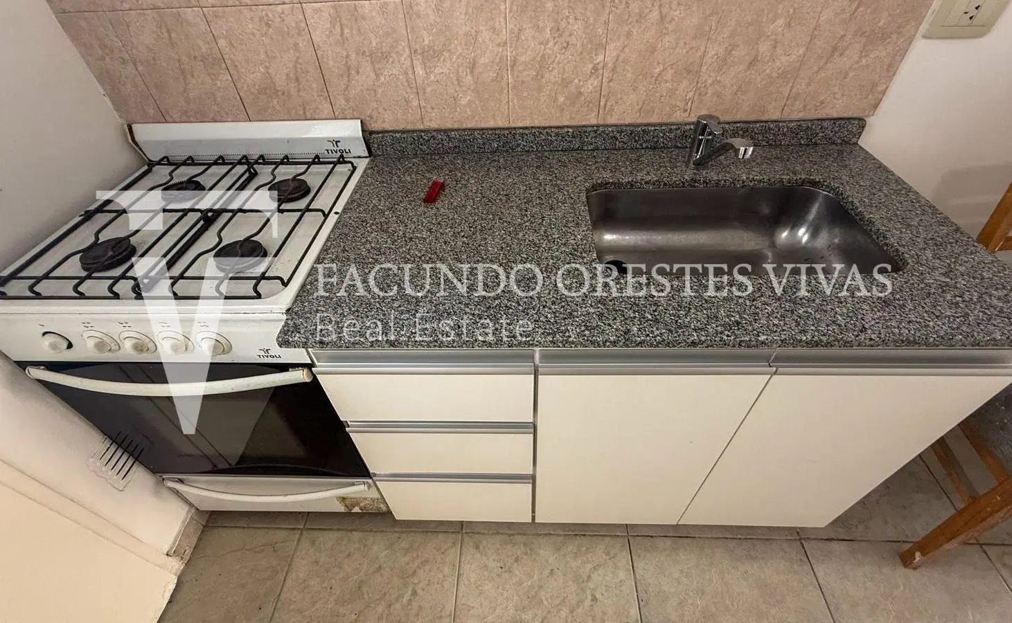 VENTA-PH-SIN EXPENSAS-TRES AMBIENTES-ENTRADA INDEPENDIENTE-PATIO-LOMAS DEL MIRADOR- 8