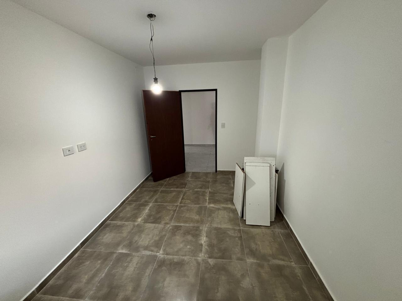 Foto de VENTA - PH - TRES AMBIENTES - ENTRADA INDEPENDIENTE - SIN EXPENSAS, imagen 1