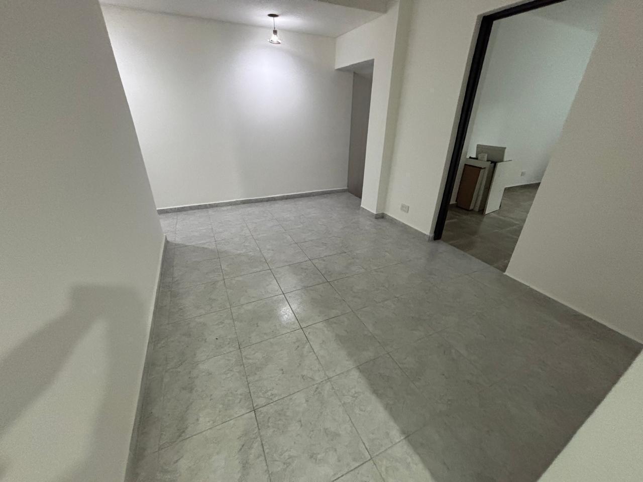 Foto de VENTA - PH - TRES AMBIENTES - ENTRADA INDEPENDIENTE - SIN EXPENSAS, imagen 2