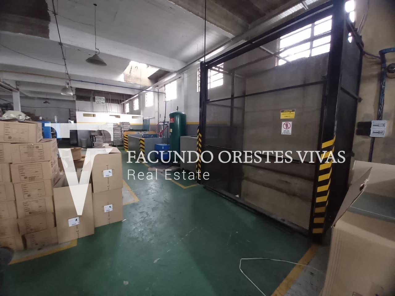 Foto de ALQUILER - DÉPOSITO INDUSTRIAL - 1800 M2 -GRUPO ELECTRÓGENO - MADERO, imagen 2