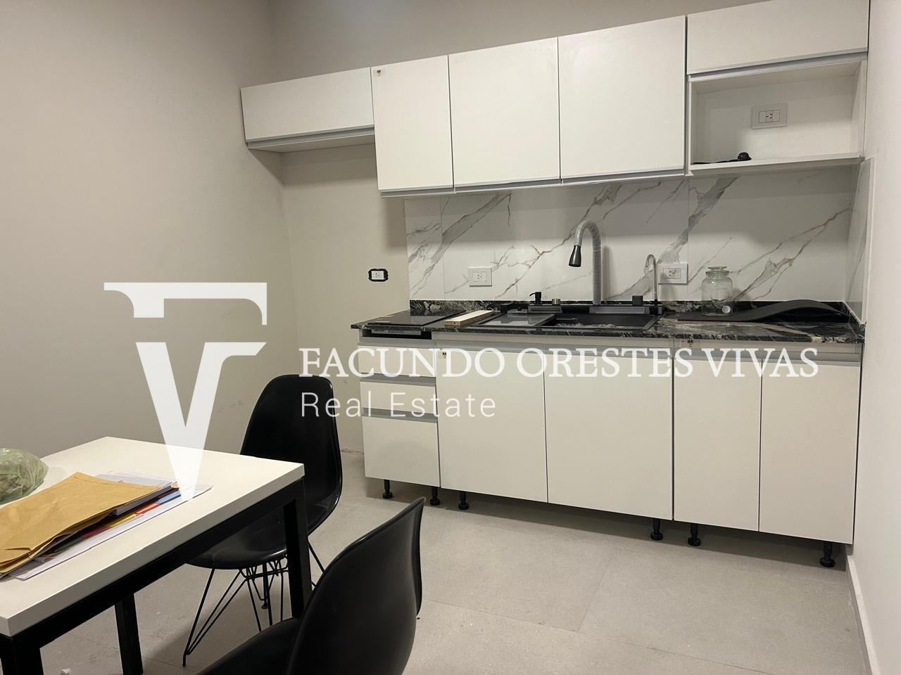 Foto de VENTA- MONOAMBIENTE -PLANTA BAJA-PATIO CERRADO-BARRIO NAÓN-MATADEROS, imagen 1