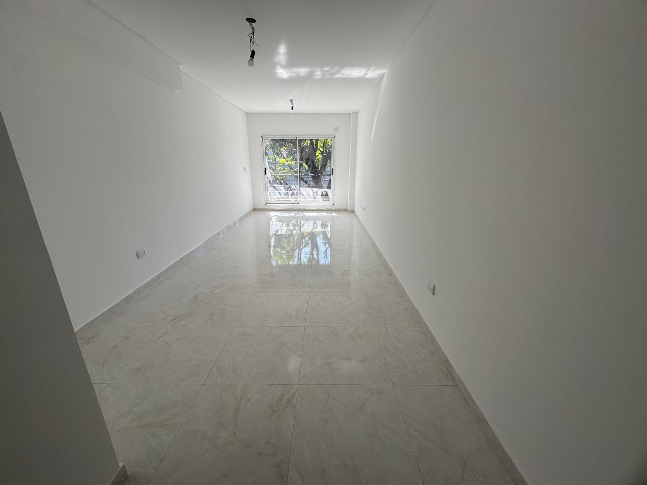 Foto de ALQUILER - DEPARTAMENTO - MONOAMBIENTE - A ESTRENAR - BALCÓN - PATIO, imagen 3