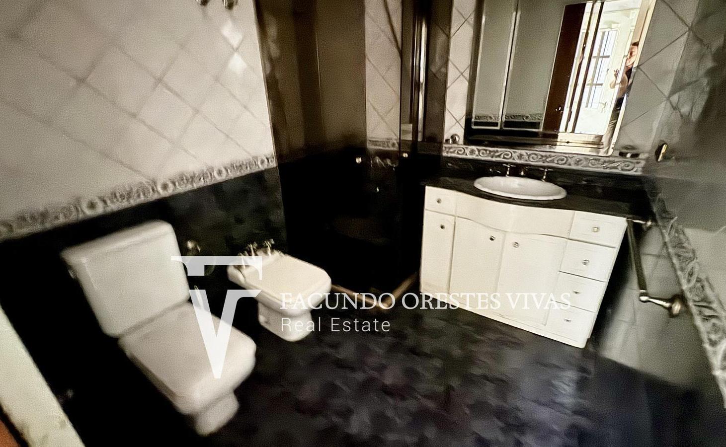 Foto de VENTA - CASA - 3 AMBIENTES - VILLA MADERO - PATIO - TERRAZA, imagen 3