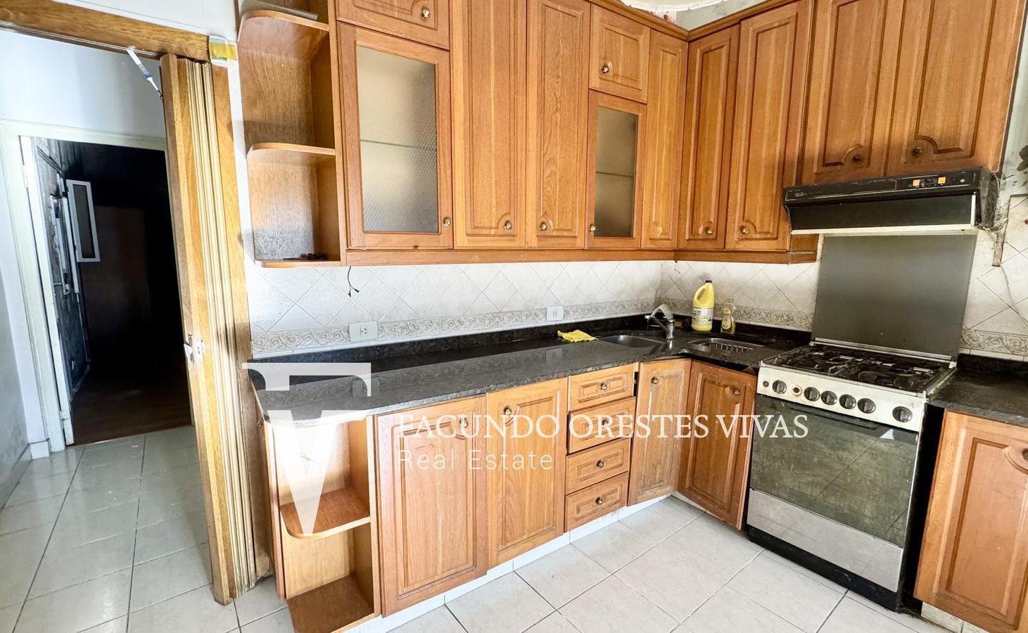 Foto de VENTA - CASA - 3 AMBIENTES - VILLA MADERO - PATIO - TERRAZA, imagen 5