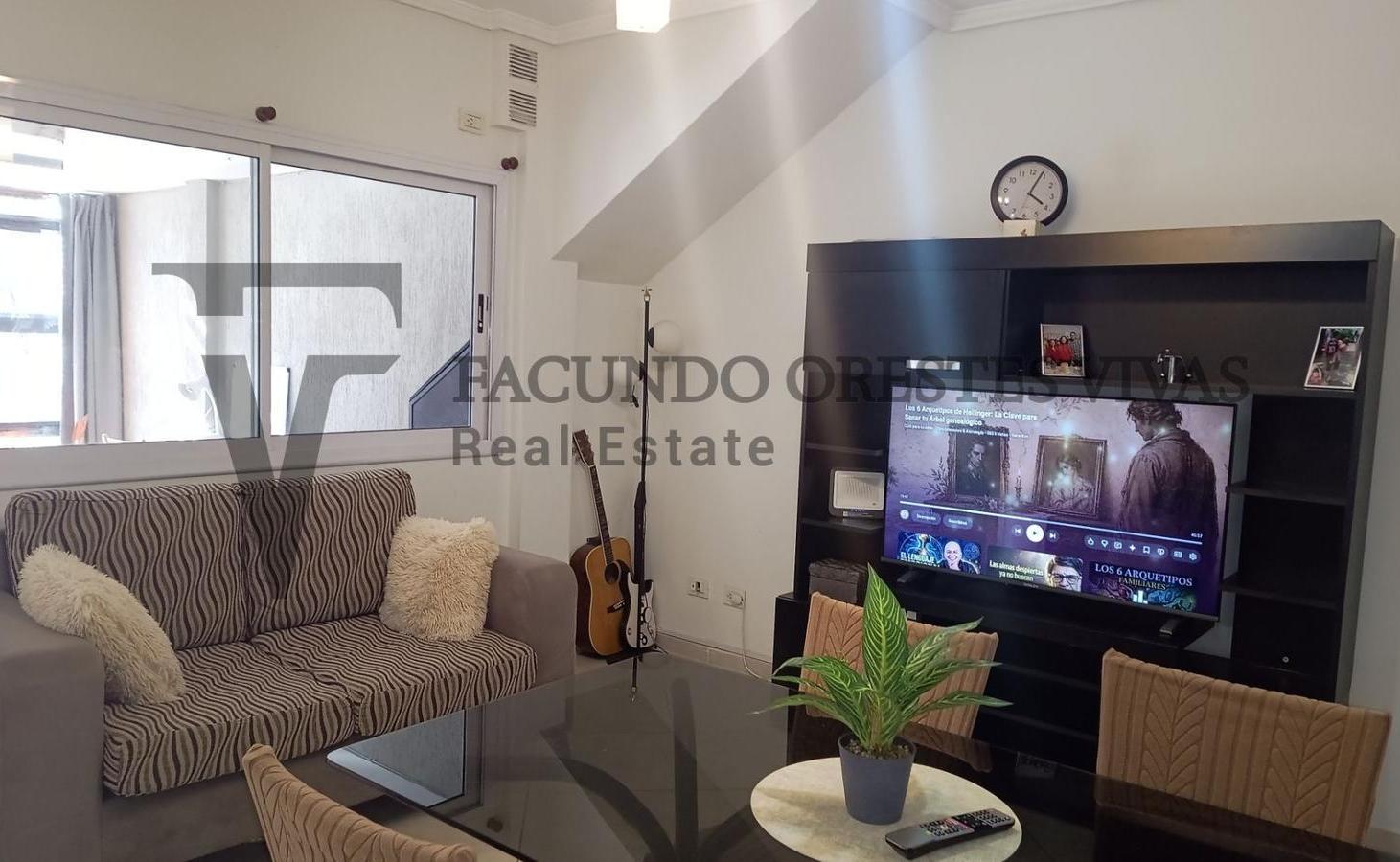 Foto de VENTA - PH - CUATRO AMBIENTES - LINIERS - COCHERA - PATIO, imagen 1