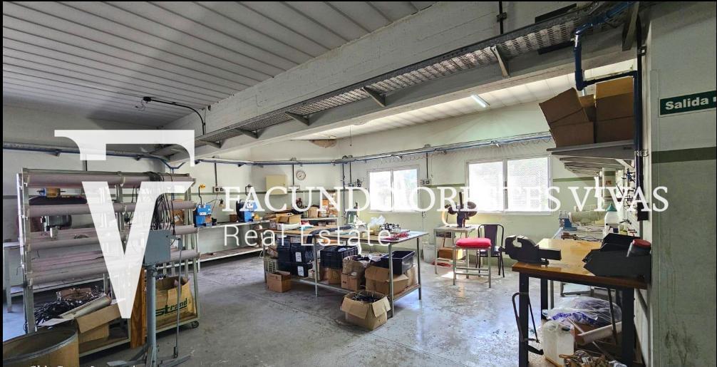 Foto de VENTA-GALPON INDUSTRIAL-MONTACARGA-DOS PLANTAS-DOBLE ACCESO, imagen 2