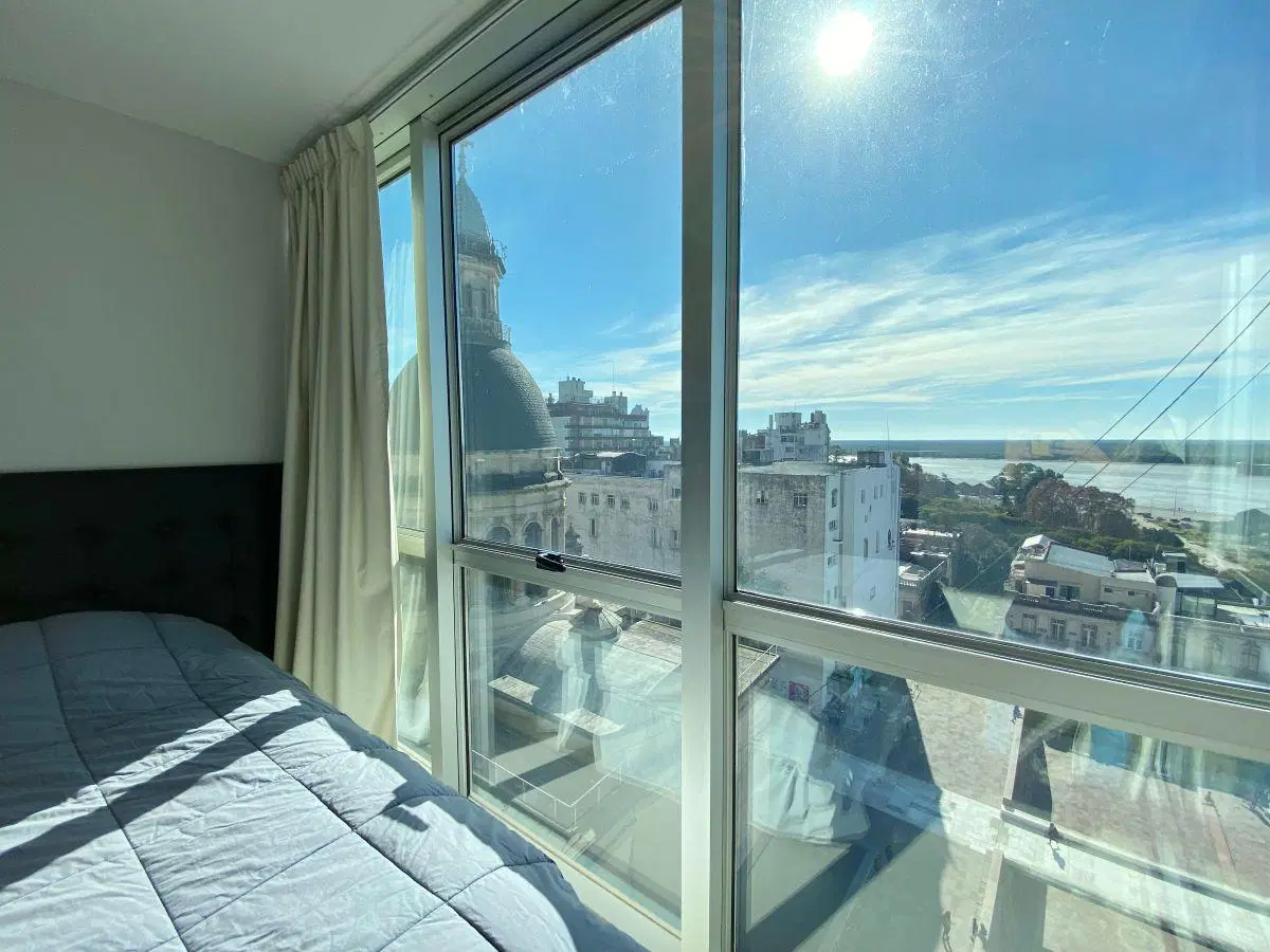 Venta departamento 1 dormitorio vista franca rio, pileta, seguridad 24 hs, Rosario, Santa fe 2